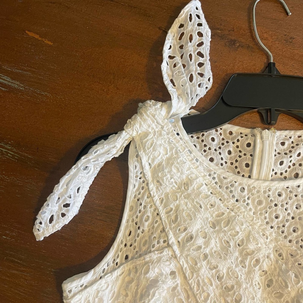 Lilly Pulitzer White Eyelet Peplum Sleeveless Top - Picture 3 of 7